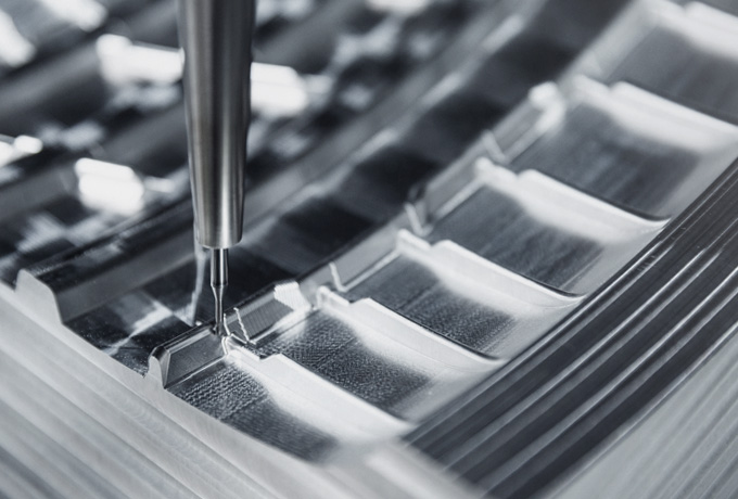 Hankook Precision Works – Innovation Tire mold manufacture